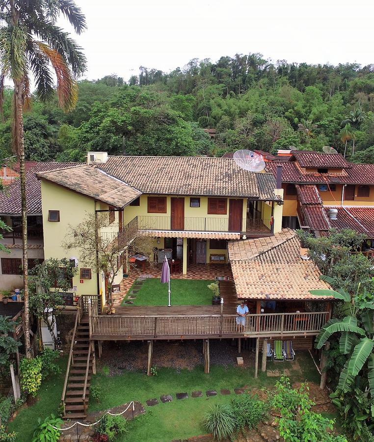 Pousada Miracolo Araquari Exterior foto